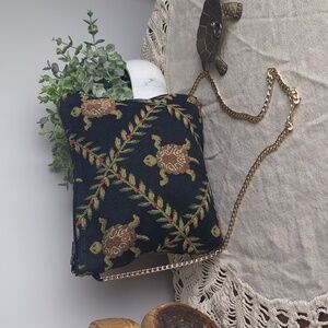 Vintage Tapestry Rare Turtle Crossbody Bag Coastal Y2K Chain Strap Purse